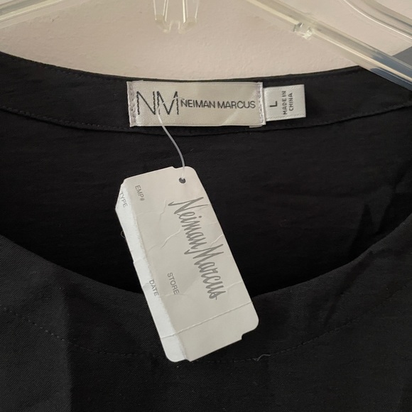 NWT Neiman Marcus Black Flowy Blouse Top With Dolman Sleeves Size Large - Picture 5 of 9